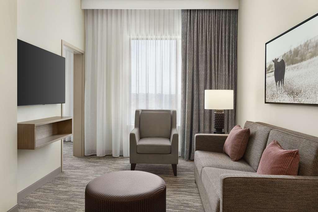 Embassy Suites By Hilton Round Rock Quarto foto